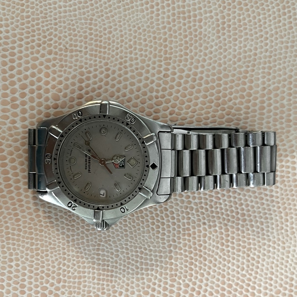 Tag Heuer Professional